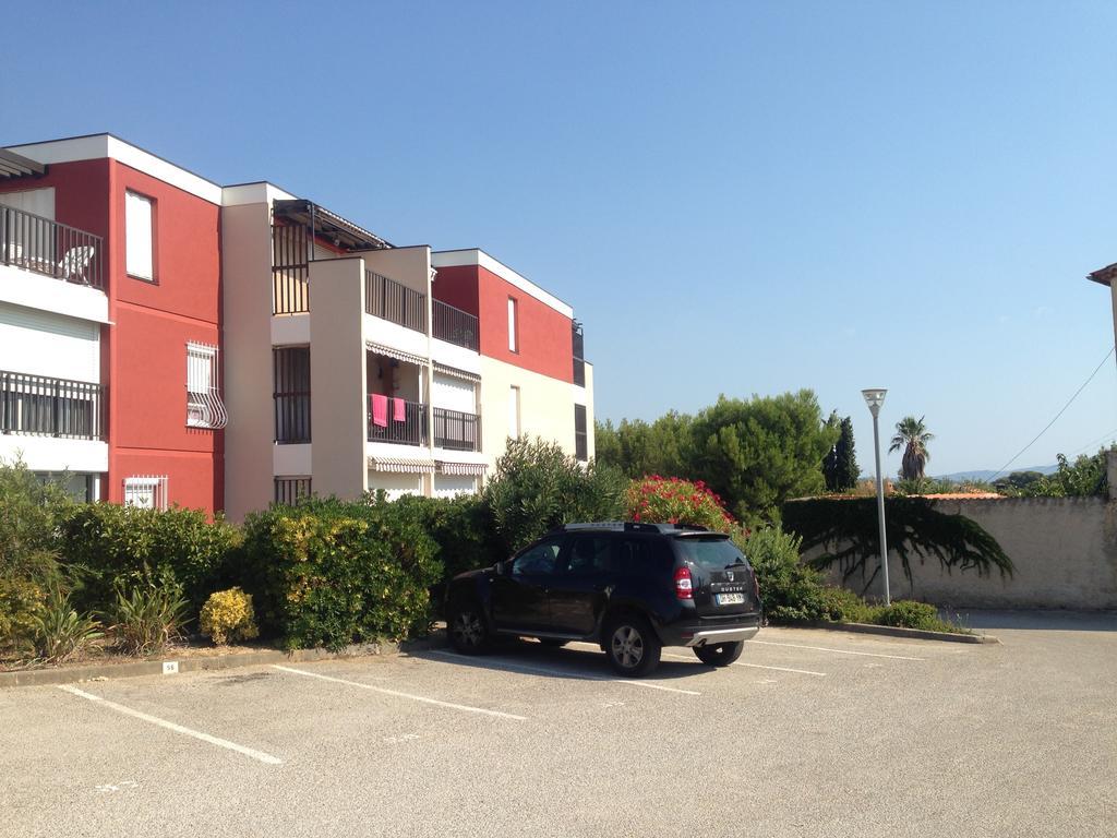 Sun&Sea Apart Bandol Bagian luar foto